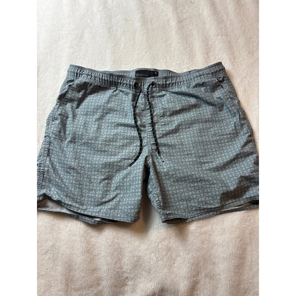 Tavik Modern Beach Culture Mens Grey Geometric Grid Board Shorts Swim Trunks XL